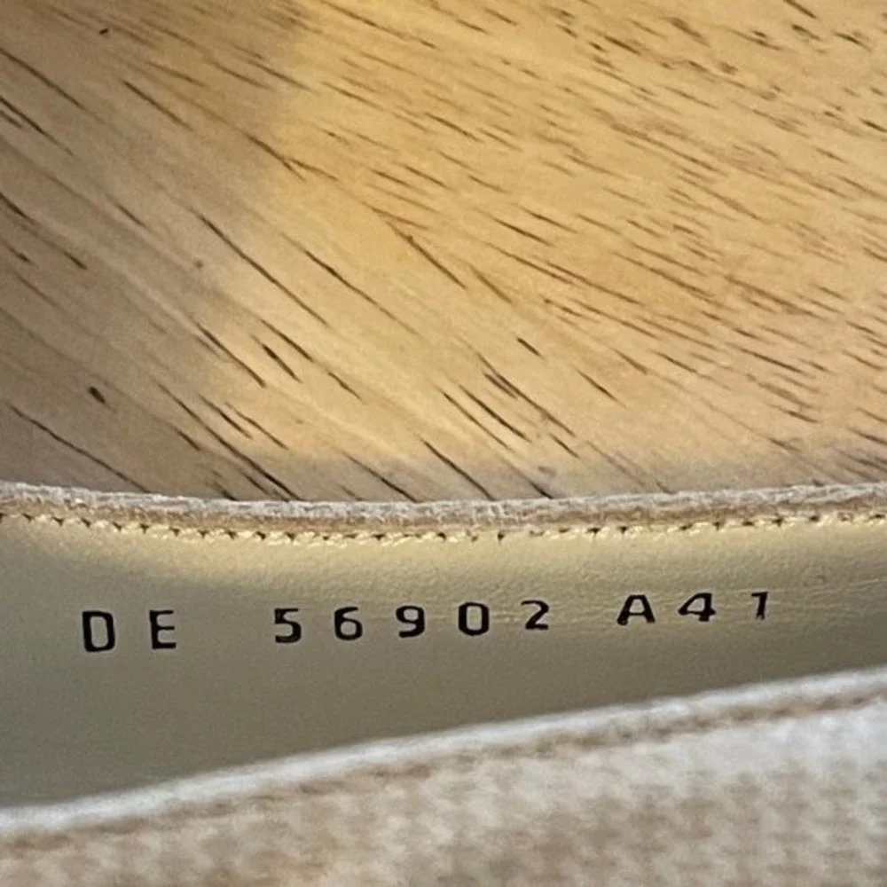 Salvatore Ferragamo Beige Textured Leather Pumps